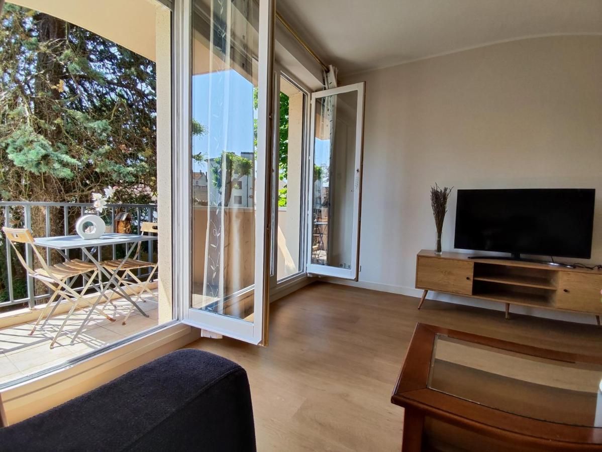 Tres Belle Appartement Lumineuse Spacieux Chantilly Eksteriør bilde