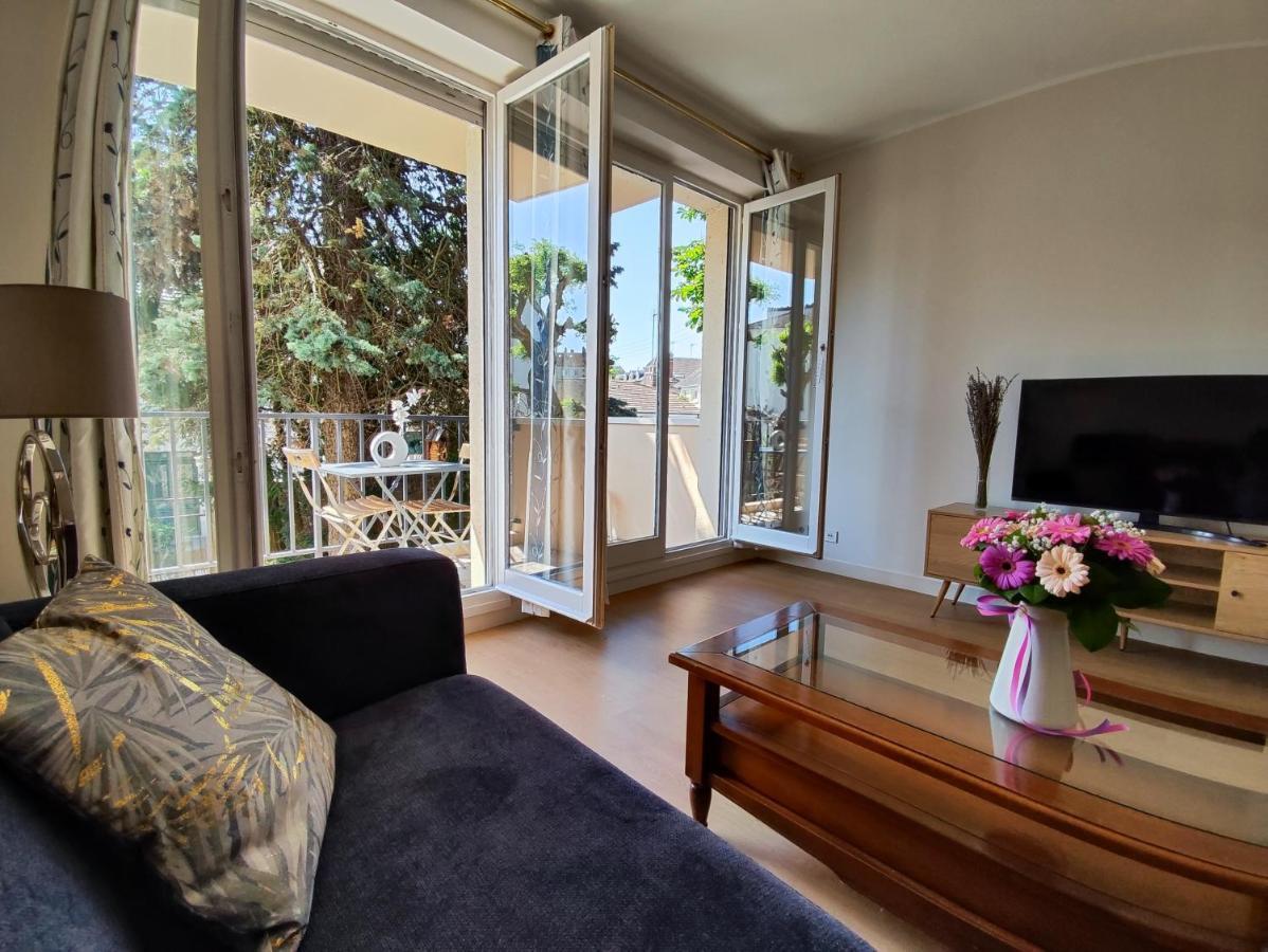 Tres Belle Appartement Lumineuse Spacieux Chantilly Eksteriør bilde